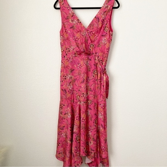 Neiman Marcus Dresses & Skirts - NWT Pink Neiman Marcus Dress | Size M